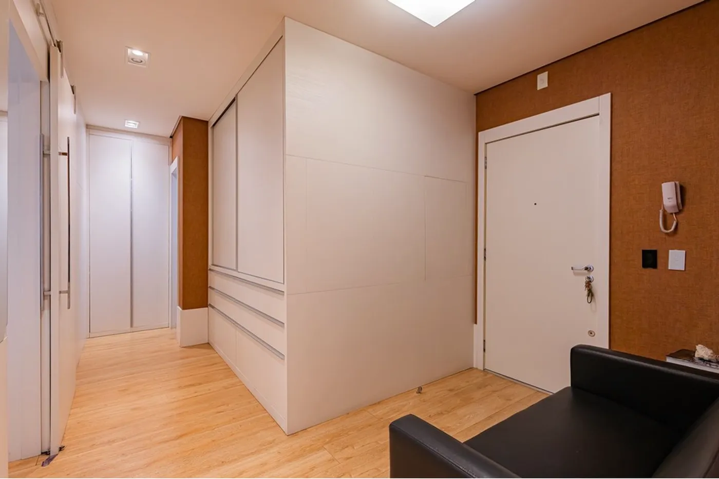 CDPTM 22 Sala 612481076-17 - REMAX Andar de Cima Exclusividades