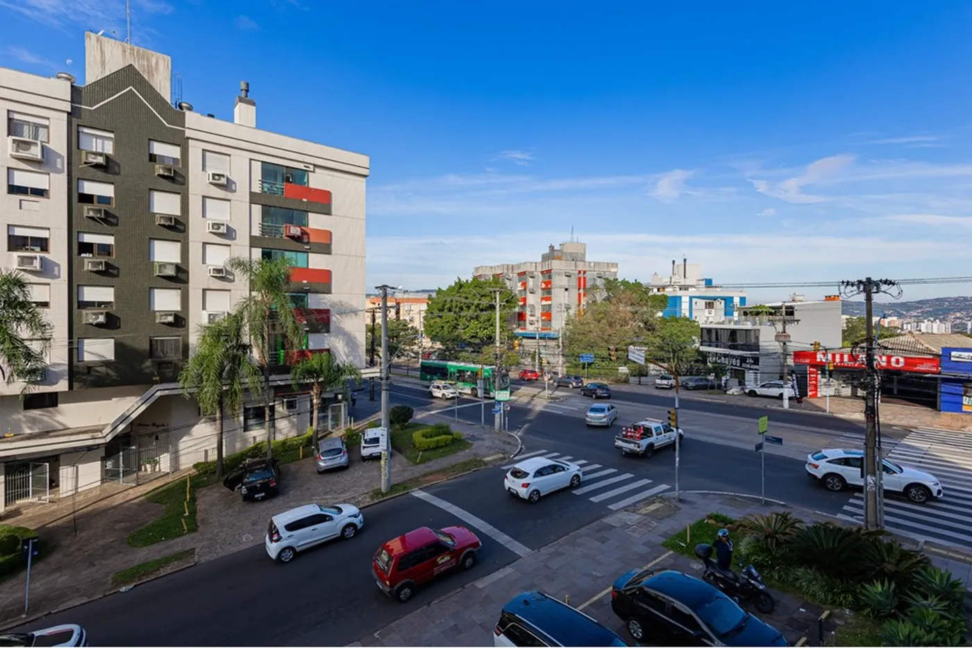 CDPTM 22 Sala 612481076-17 - REMAX Andar de Cima Exclusividades