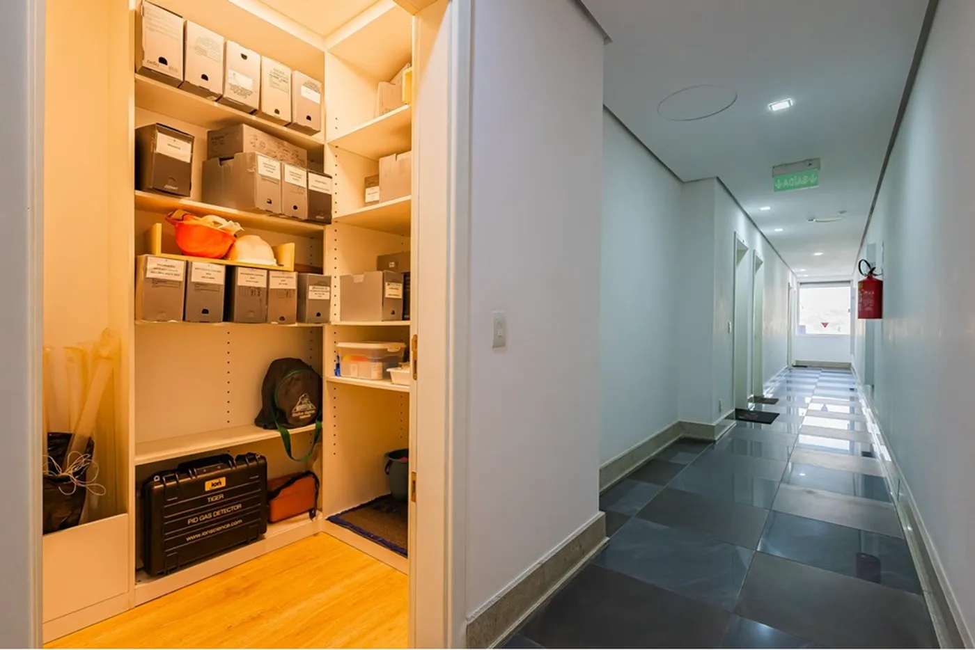 CDPTM 22 Sala 612481076-17 - REMAX Andar de Cima Exclusividades