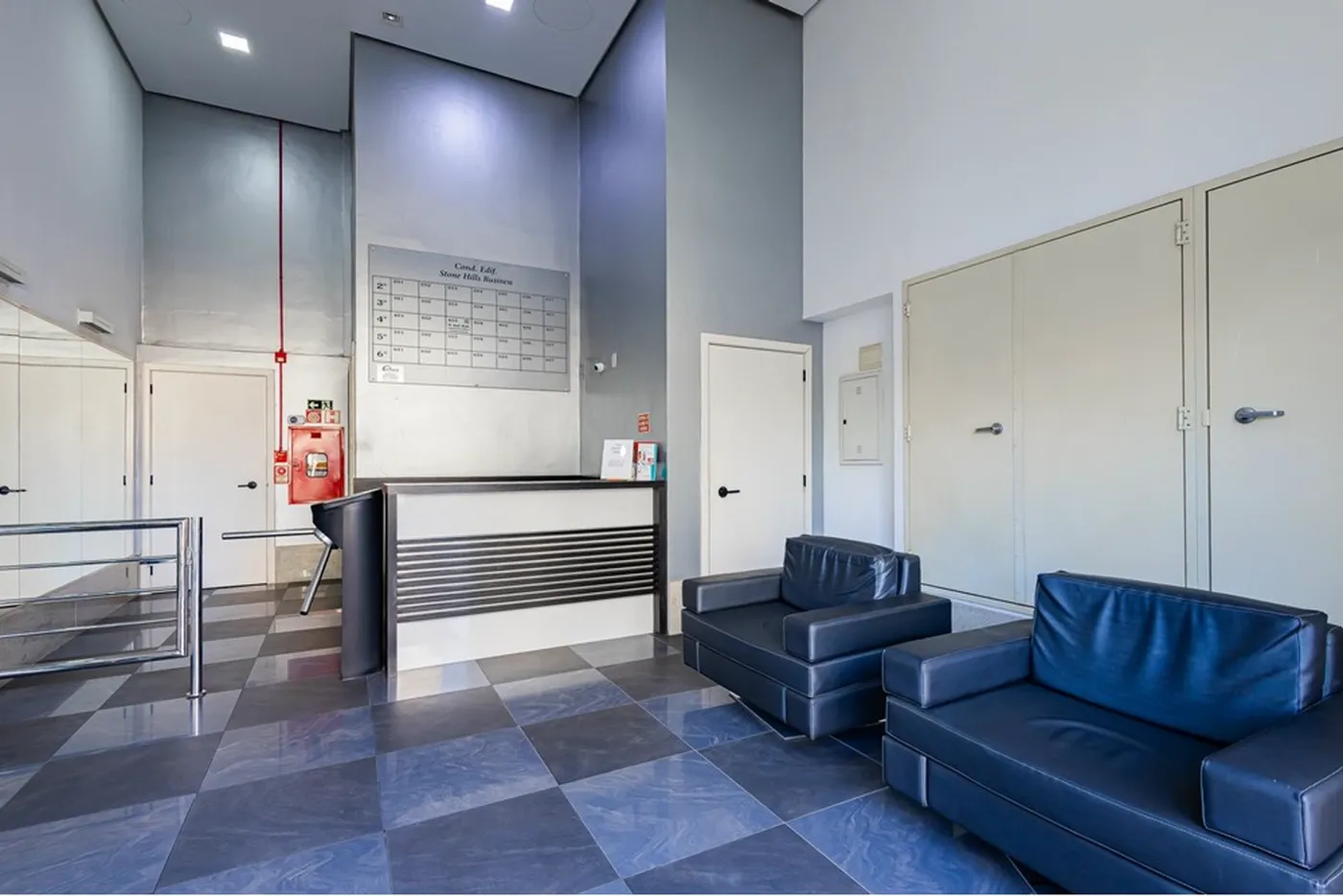 CDPTM 22 Sala 612481076-17 - REMAX Andar de Cima Exclusividades
