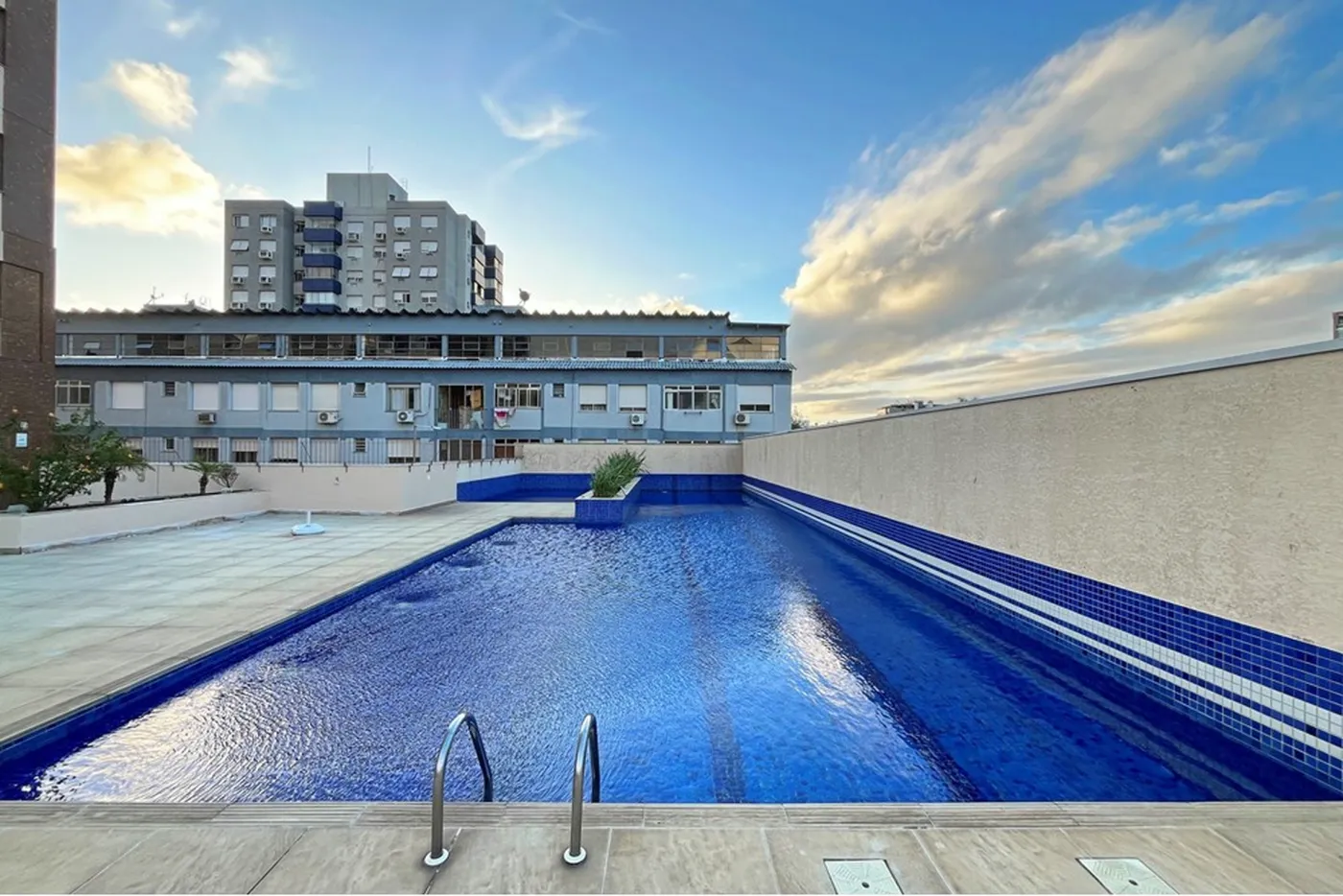 SGJ 1188 Apto 610291007-44 - REMAX Capital Park Exclusividades
