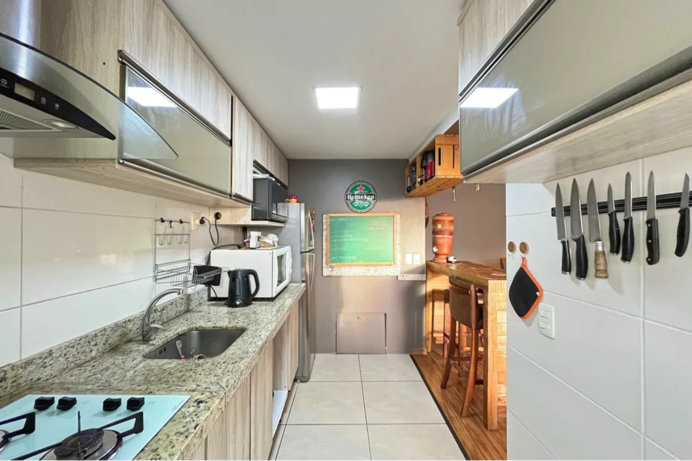 SGJ 1188 Apto 610291007-44 - REMAX Capital Park Exclusividades