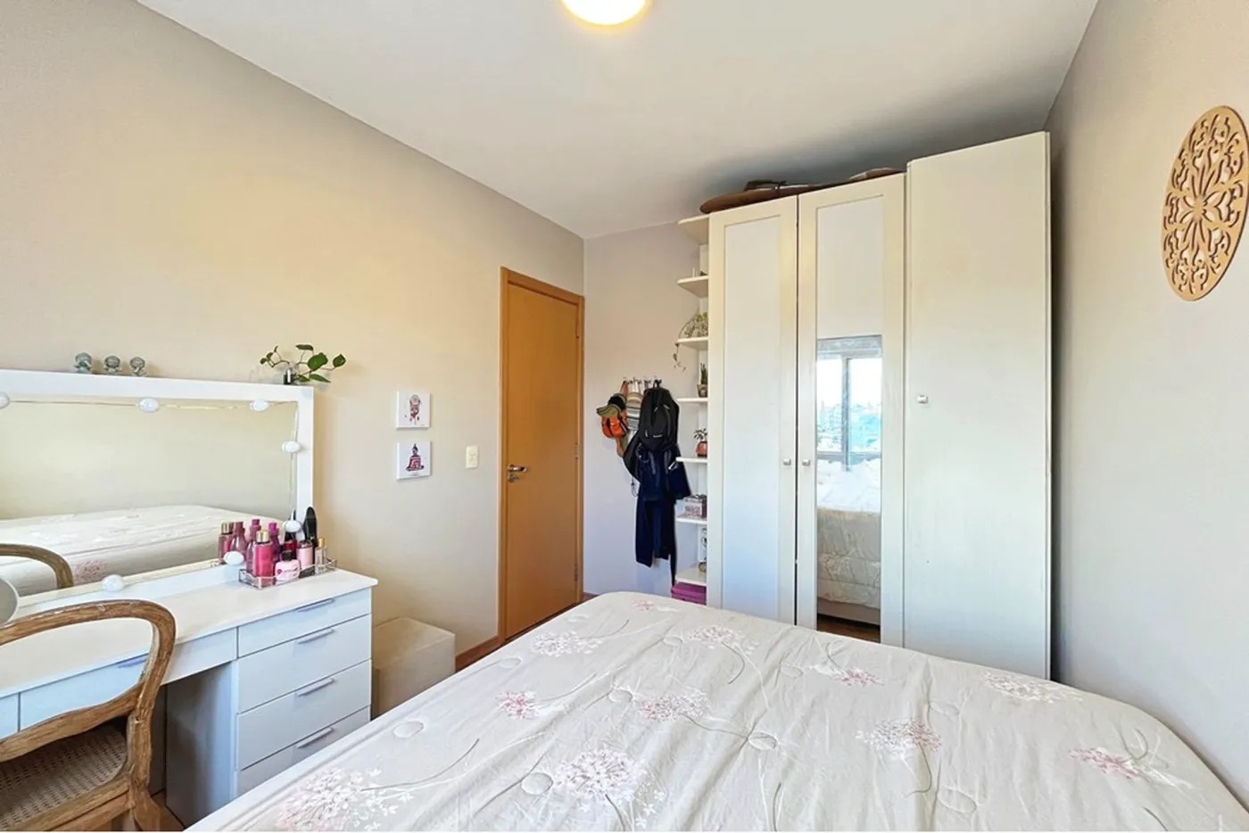 SGJ 1188 Apto 610291007-44 - REMAX Capital Park Exclusividades