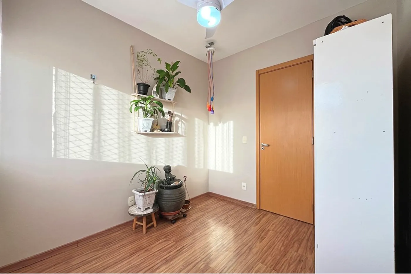 SGJ 1188 Apto 610291007-44 - REMAX Capital Park Exclusividades
