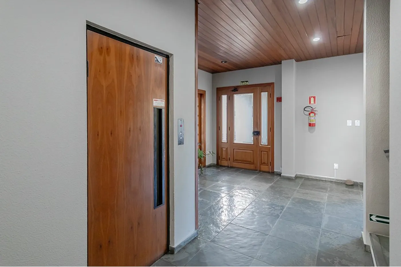 CDPJP 622 Apto 612481038-50 - REMAX Andar de Cima Exclusividades