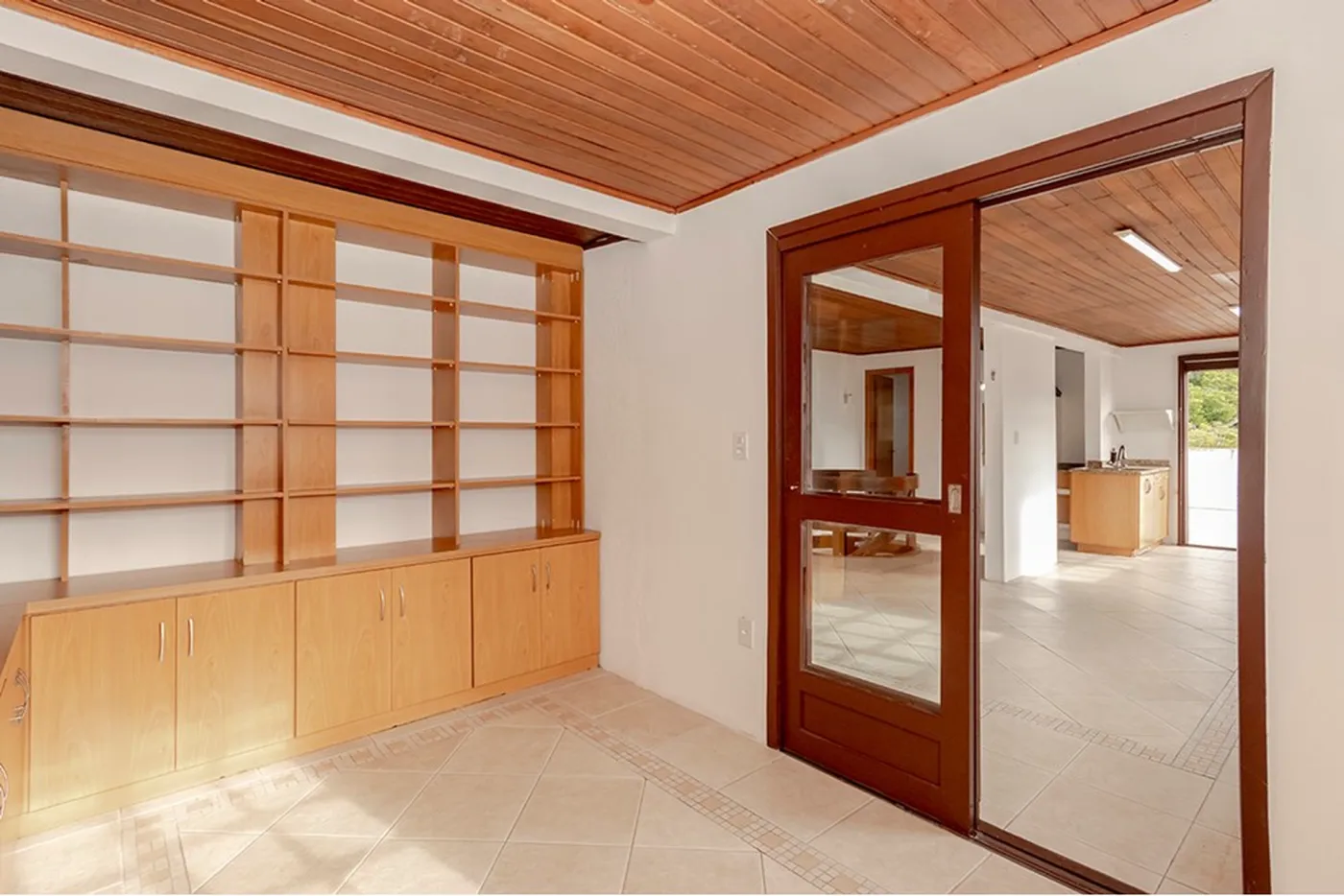 MSDFA 793 Apto 612481038-45 - REMAX Andar de Cima Exclusividades
