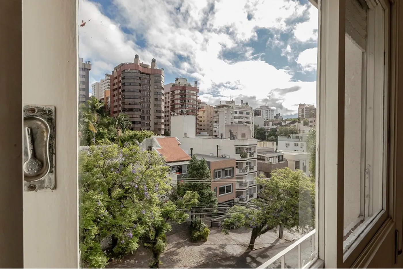 MSDFA 793 Apto 612481038-45 - REMAX Andar de Cima Exclusividades