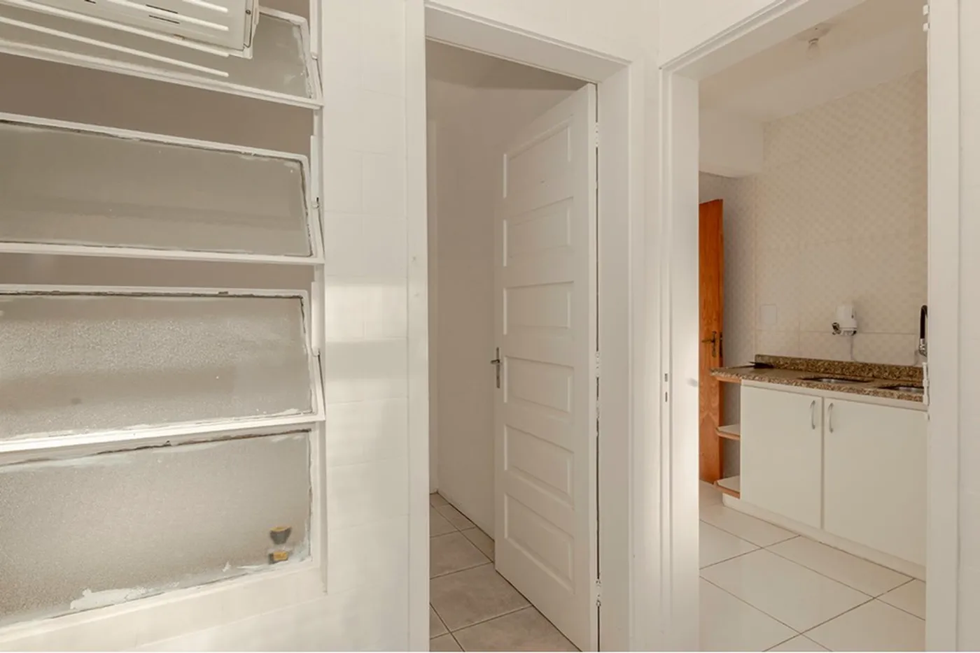 MSDFA 793 Apto 612481038-45 - REMAX Andar de Cima Exclusividades
