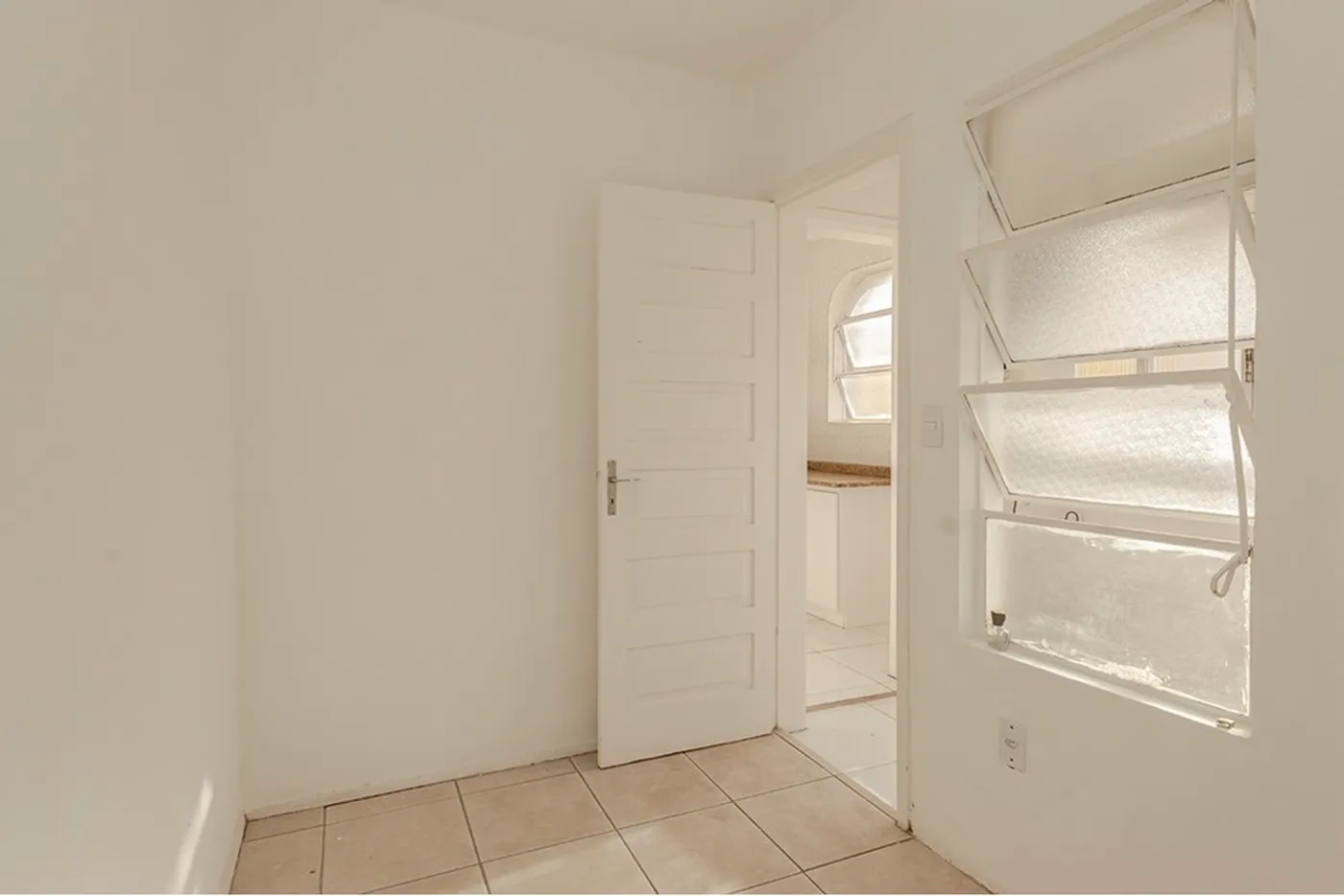 MSDFA 793 Apto 612481038-45 - REMAX Andar de Cima Exclusividades