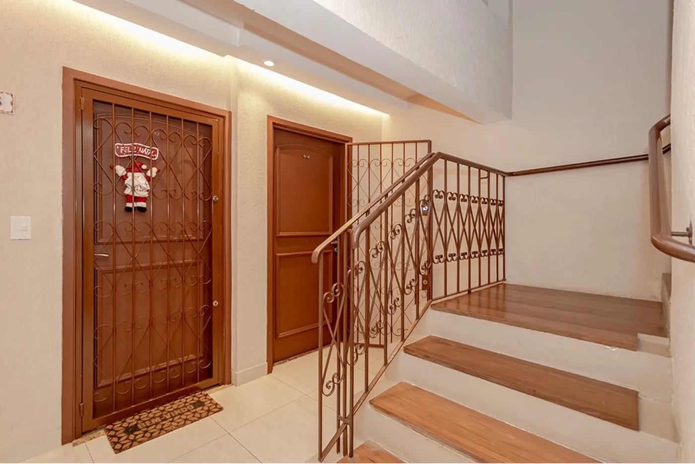 MSDFA 793 Apto 612481038-45 - REMAX Andar de Cima Exclusividades