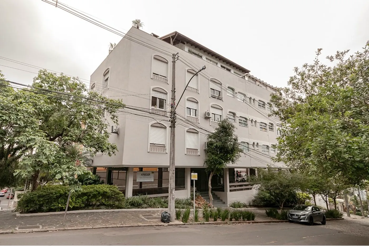 MSDFA 793 Apto 612481038-45 - REMAX Andar de Cima Exclusividades