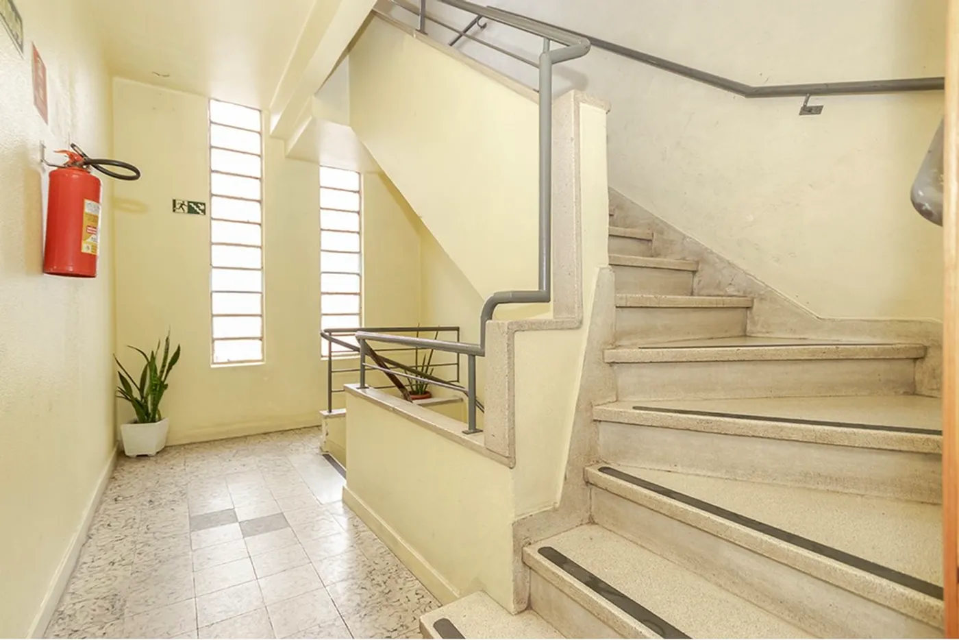 SJP 2326 Apto 610291021-172 - REMAX Capital Park Exclusividades