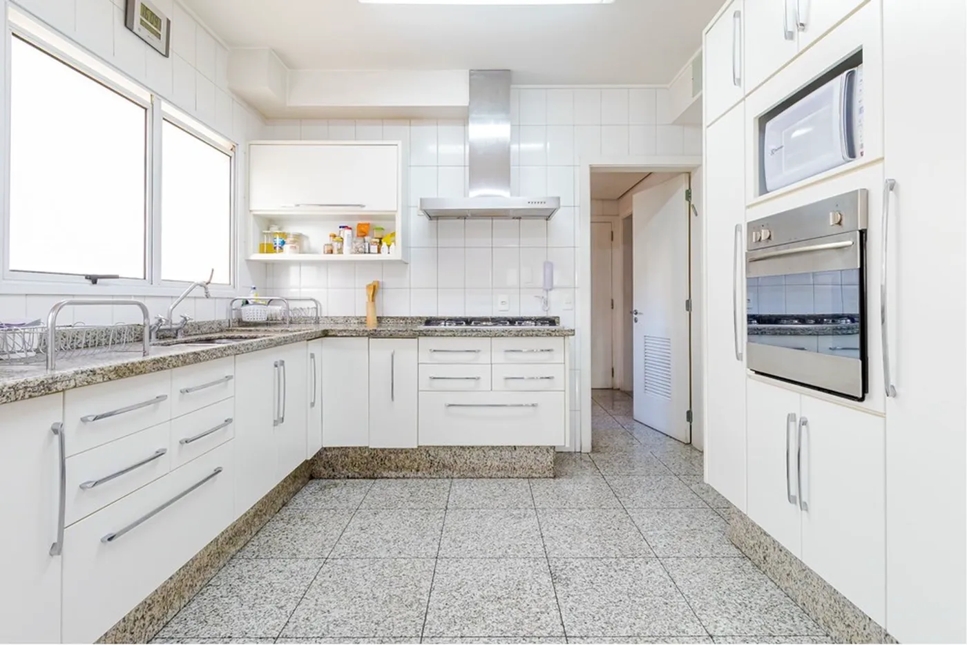 SCT 275 Apto 601081062-57 - REMAX Lepex Exclusividades