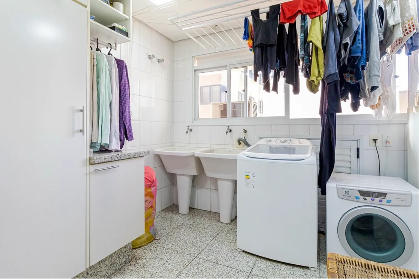 SCT 275 Apto 601081062-57 - REMAX Lepex Exclusividades