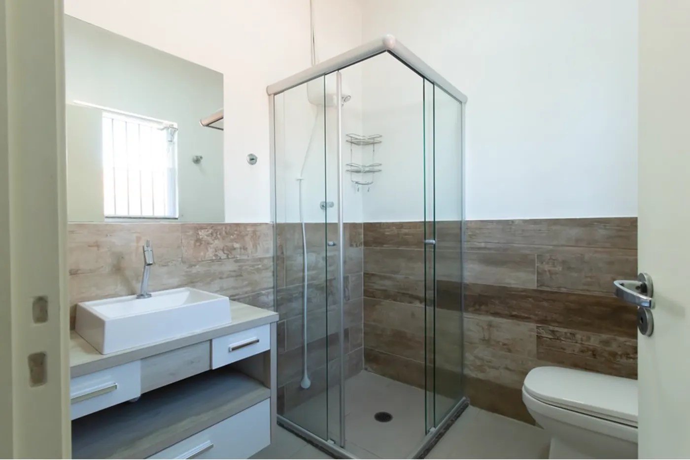 CBA 68 Casa 601971018-1230 - REMAX Empire Exclusividades CBA 68 Casa 601971018-1230 - REMAX Empire Exclusividades
