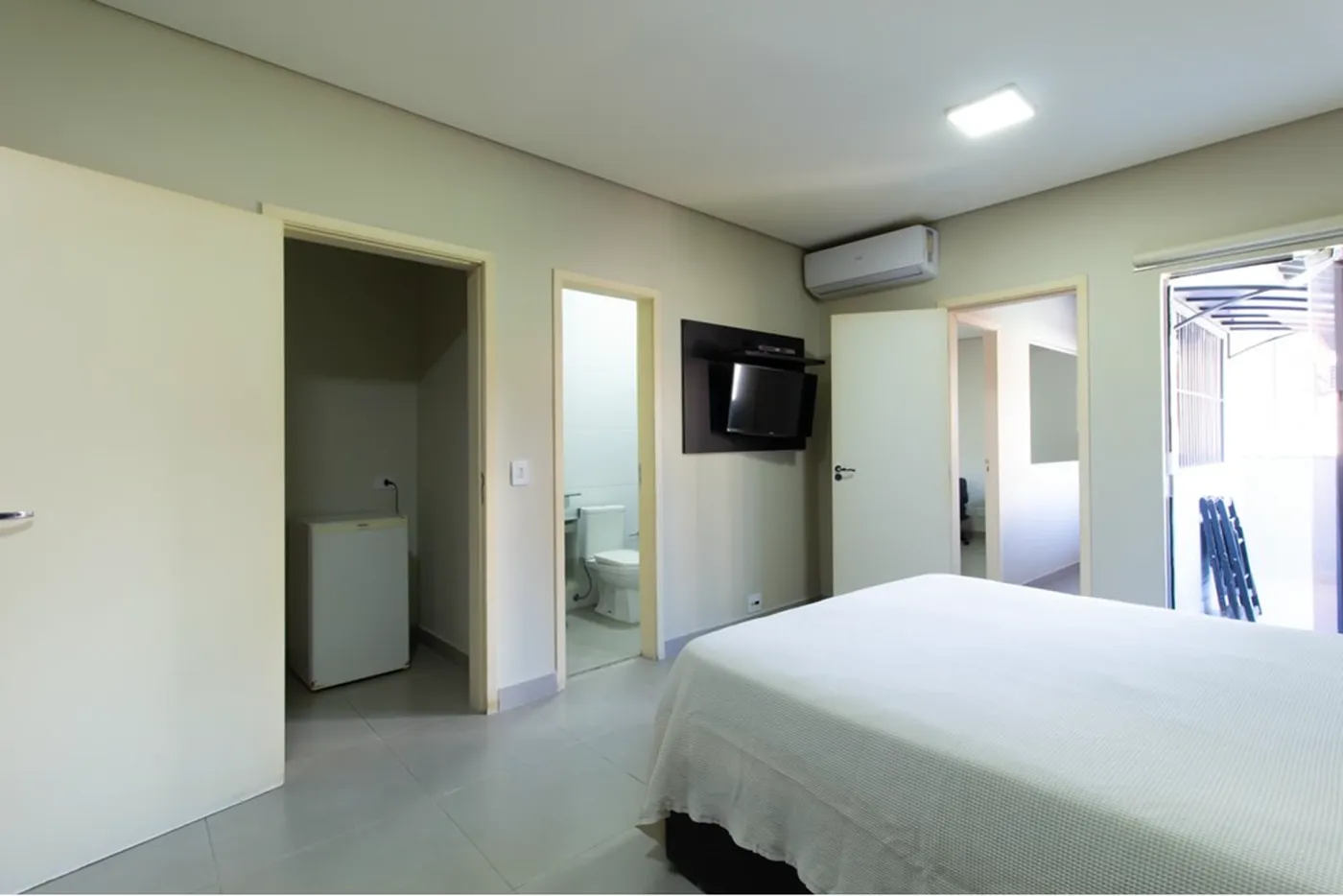 CBA 68 Casa 601971018-1230 - REMAX Empire Exclusividades CBA 68 Casa 601971018-1230 - REMAX Empire Exclusividades