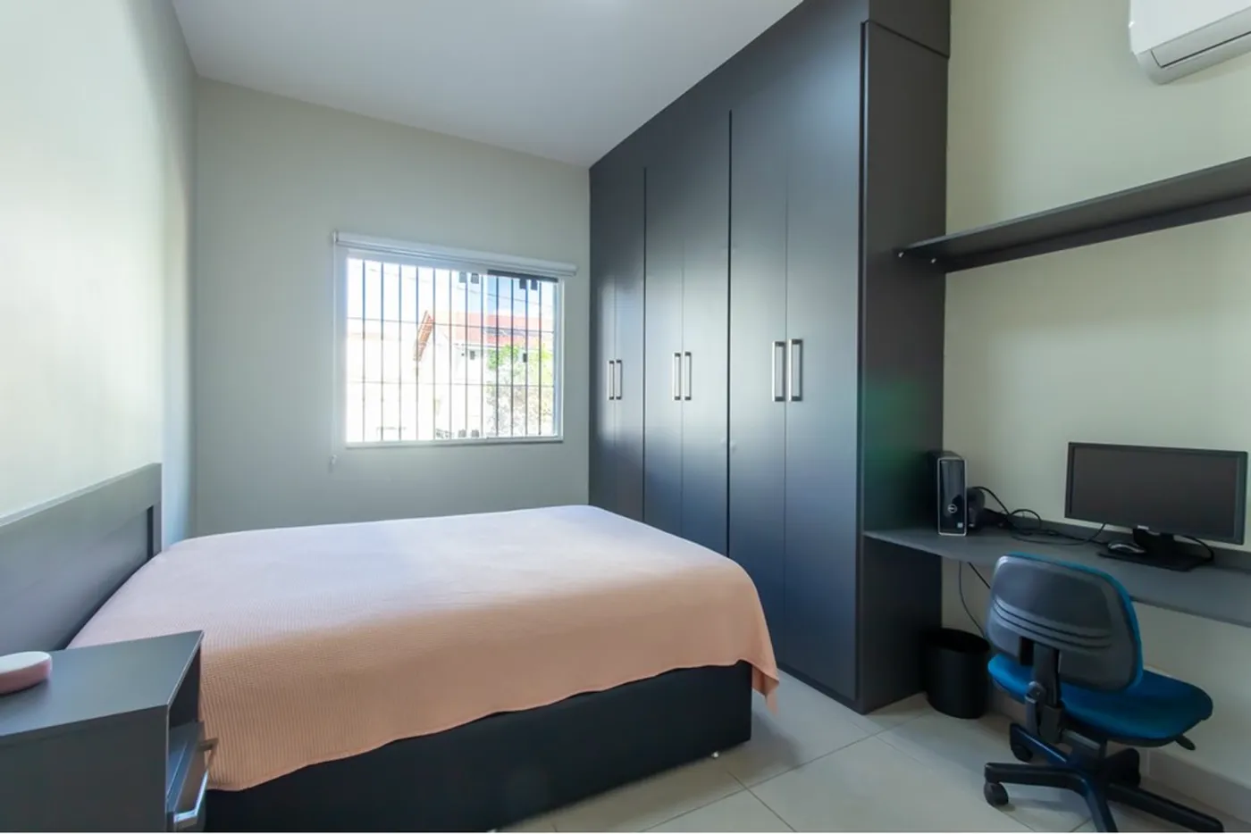 CBA 68 Casa 601971018-1230 - REMAX Empire Exclusividades CBA 68 Casa 601971018-1230 - REMAX Empire Exclusividades