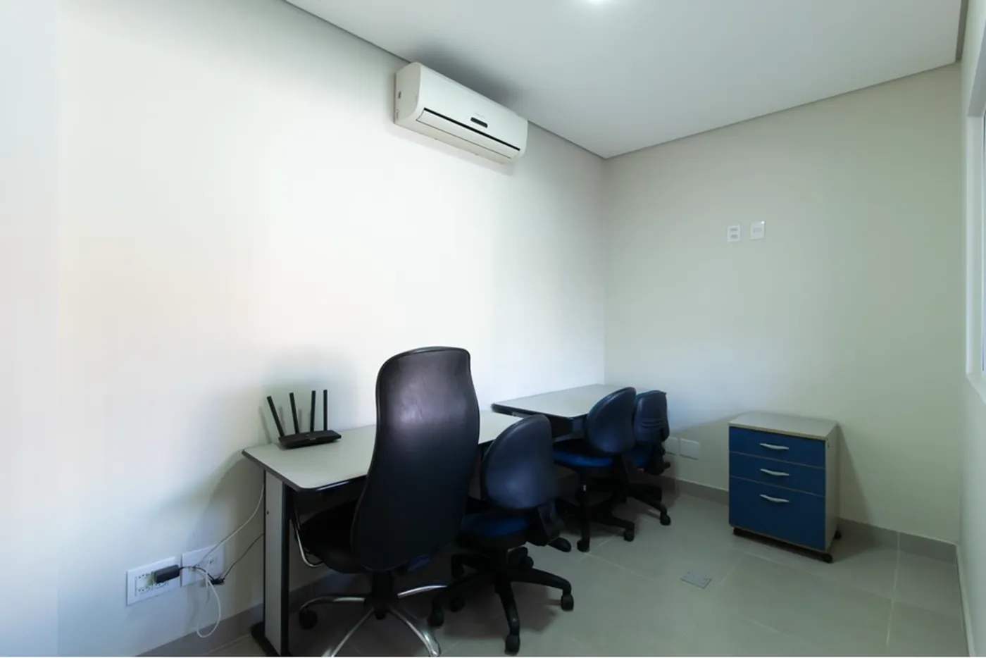 CBA 68 Casa 601971018-1230 - REMAX Empire Exclusividades CBA 68 Casa 601971018-1230 - REMAX Empire Exclusividades