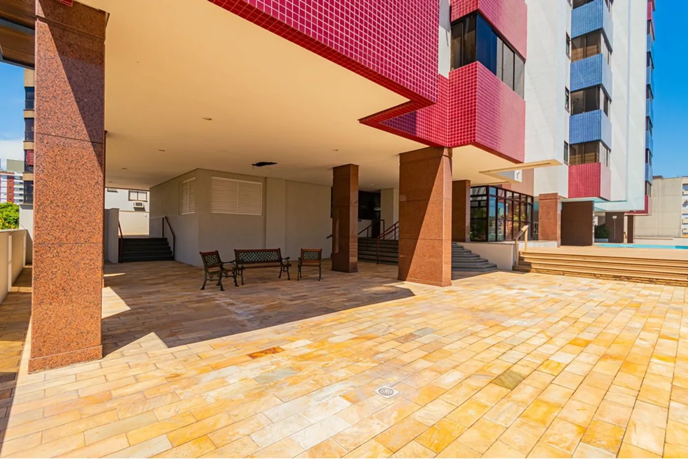 MDI 160 Apto 612481029-148 - REMAX Andar de Cima Exclusividades