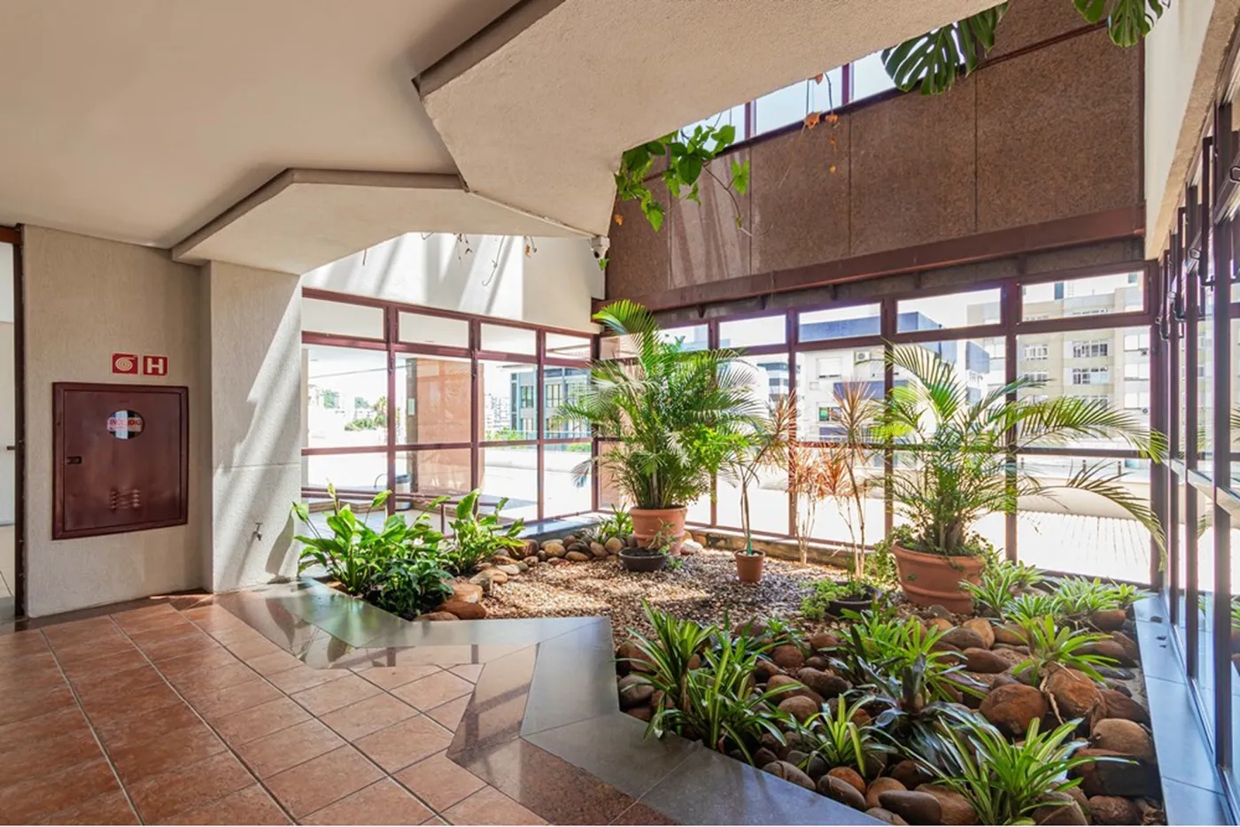 MDI 160 Apto 612481029-148 - REMAX Andar de Cima Exclusividades