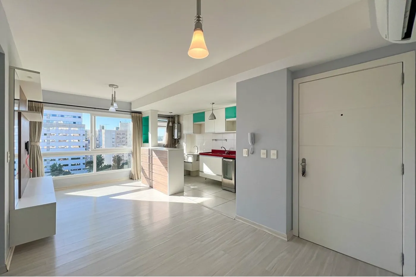 AAP 28 Apto 612481029-149 - REMAX Andar de Cima Exclusividades