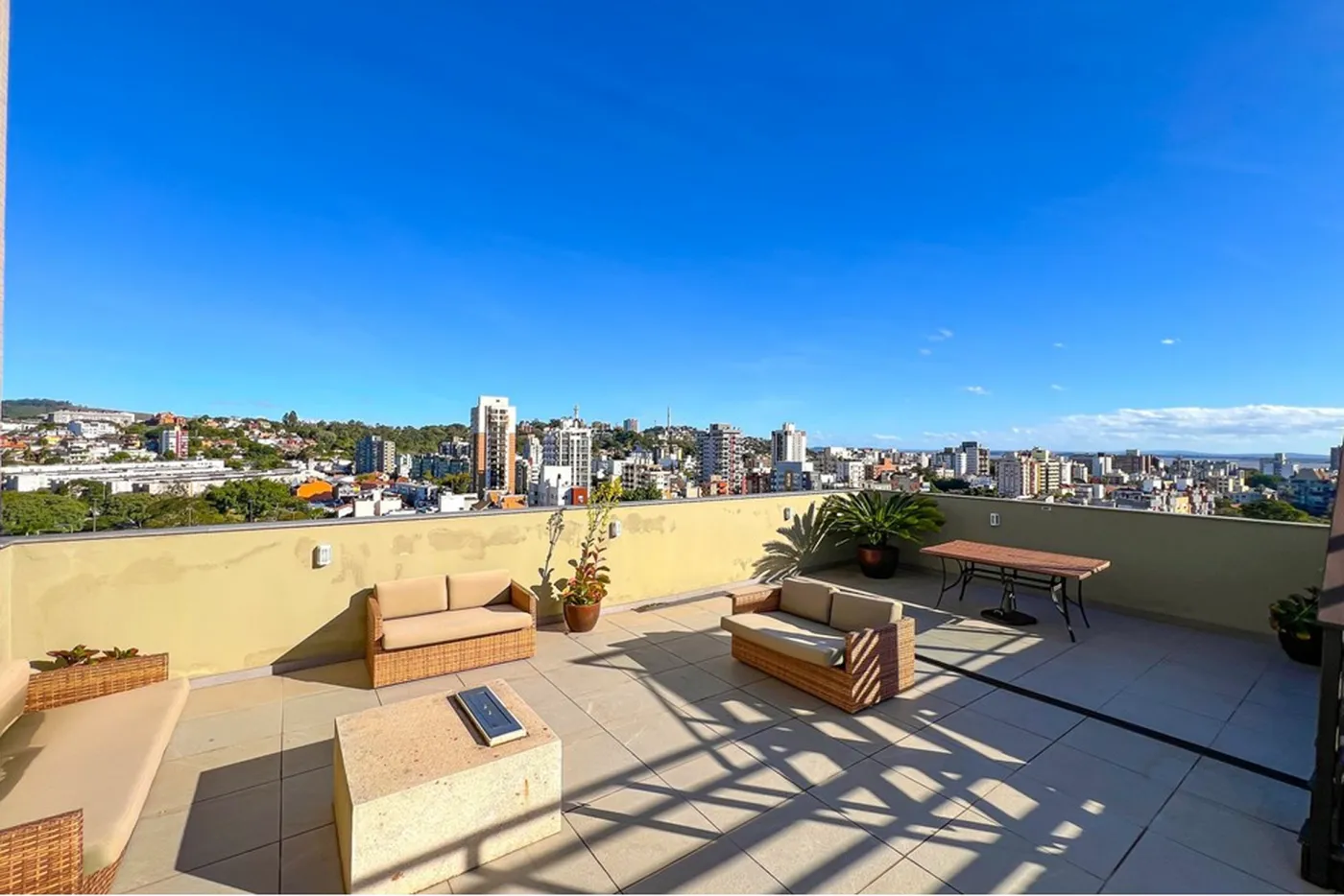 AAP 28 Apto 612481029-149 - REMAX Andar de Cima Exclusividades