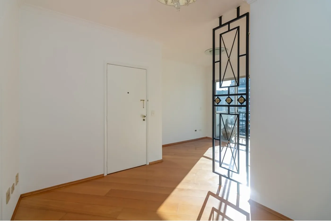 IBU 333 Apto 601481005-194 - REMAX Comunità Exclusividades