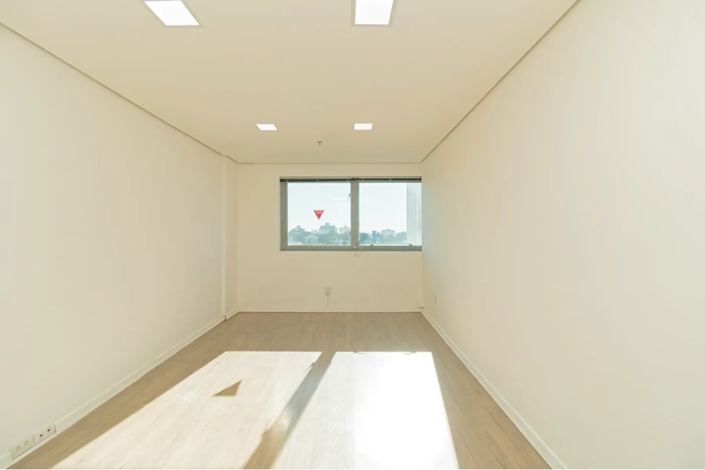 SSAB 4556 Sala 612491035-12 - REMAX Trend Exclusividades SSAB 4556 Sala 612491035-12 - REMAX Trend Exclusividades
