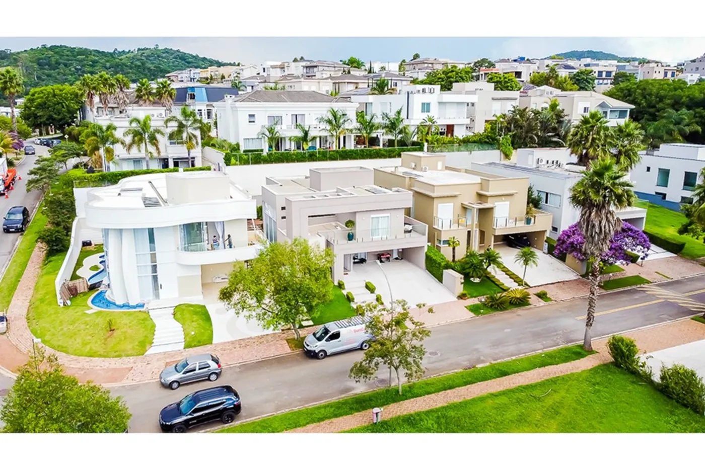 AI 106 601081011-52 - REMAX Lepex Exclusividades