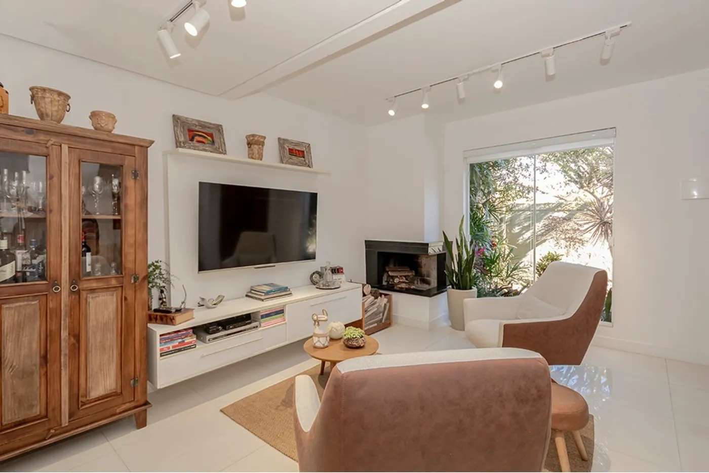 IF 427 Casa 612521072-18 - REMAX Place Exclusividades IF 427 Casa 612521072-18 - REMAX Place Exclusividades
