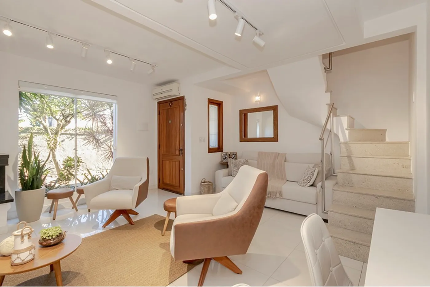 IF 427 Casa 612521072-18 - REMAX Place Exclusividades IF 427 Casa 612521072-18 - REMAX Place Exclusividades