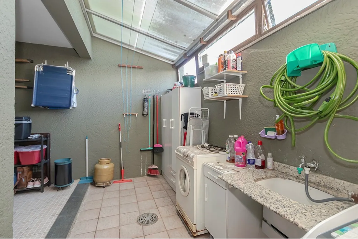 IF 427 Casa 612521072-18 - REMAX Place Exclusividades IF 427 Casa 612521072-18 - REMAX Place Exclusividades