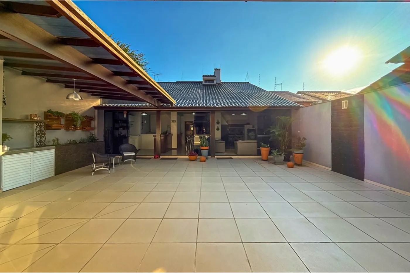 SJI 126 Casa 610241038-7 - REMAX 520 Exclusividades SJI 126 Casa 610241038-7 - REMAX 520 Exclusividades