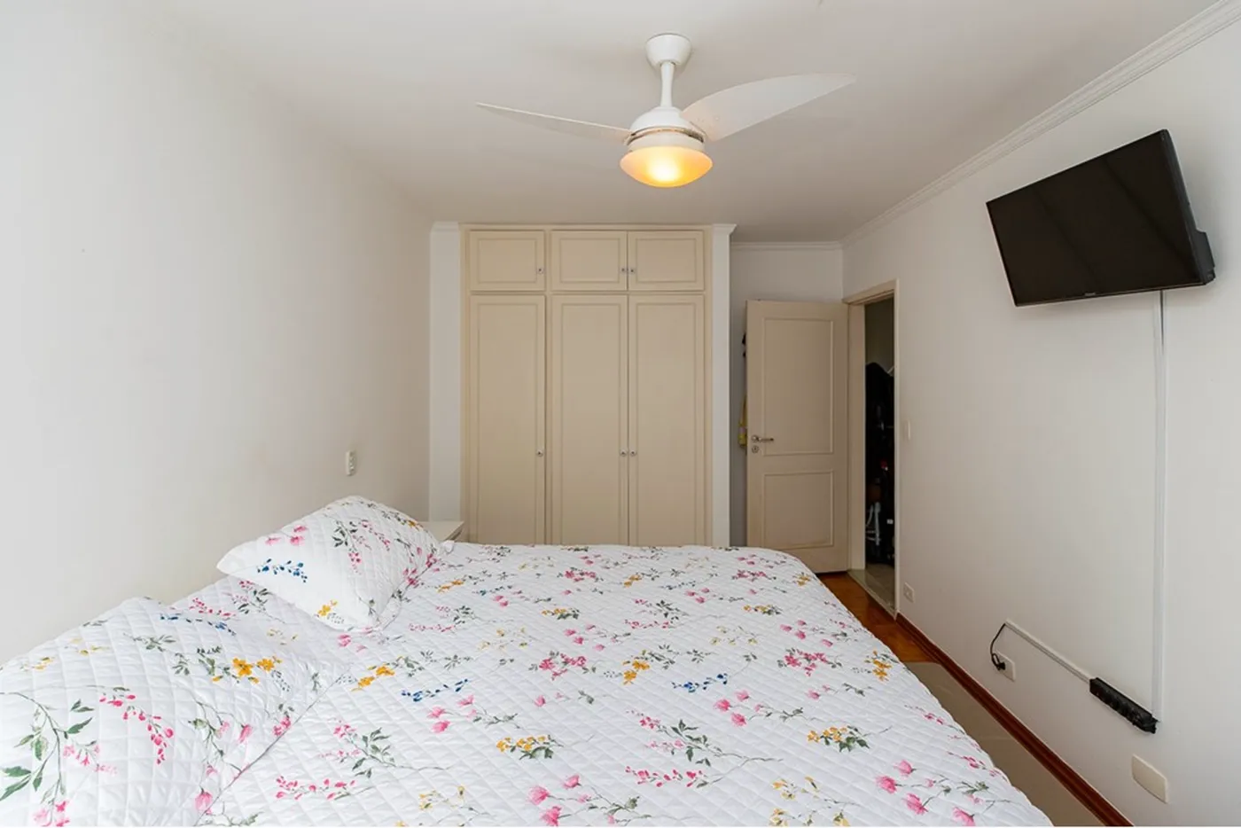 PT 342 Apto 601241068-1 - REMAX Ville Exclusividades PT 342 Apto 601241068-1 - REMAX Ville Exclusividades