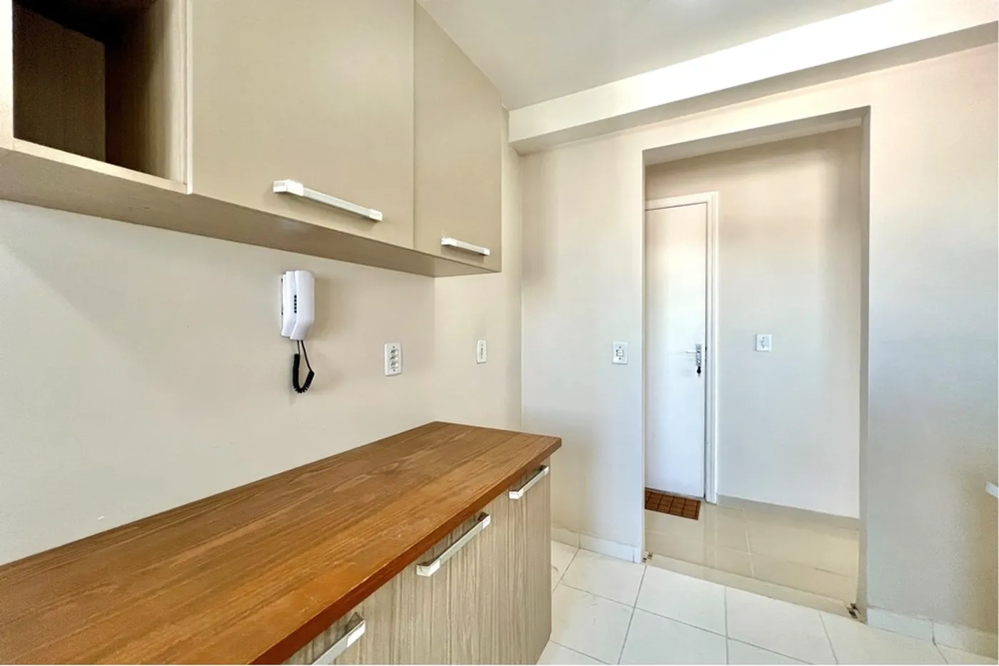IADJ 50 Apto 610241012-188 - REMAX 520 Exclusividades IADJ 50 Apto 610241012-188 - REMAX 520 Exclusividades