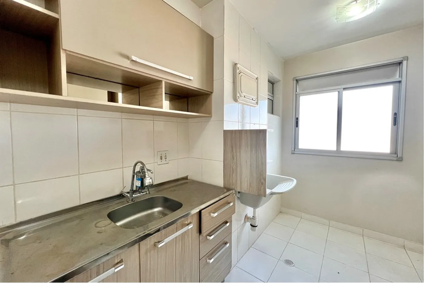 IADJ 50 Apto 610241012-188 - REMAX 520 Exclusividades IADJ 50 Apto 610241012-188 - REMAX 520 Exclusividades