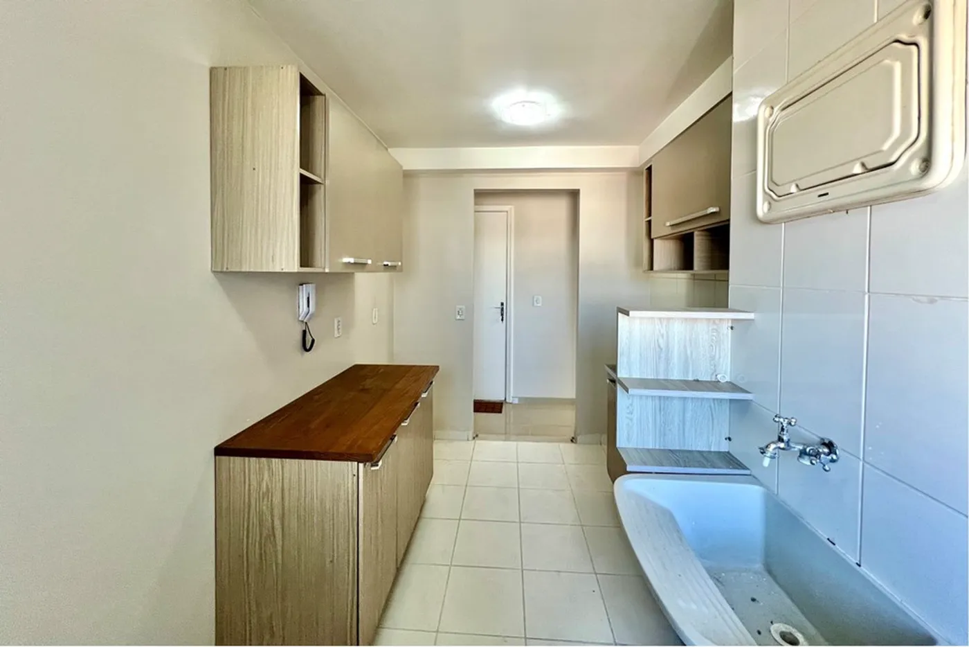 IADJ 50 Apto 610241012-188 - REMAX 520 Exclusividades IADJ 50 Apto 610241012-188 - REMAX 520 Exclusividades