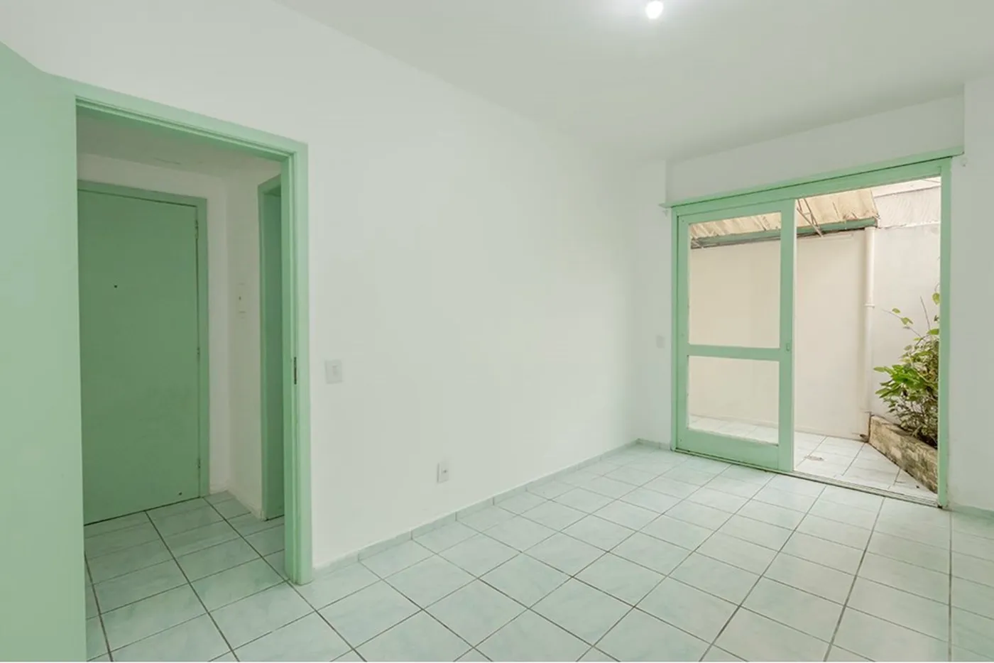 MDBDT 241 Apto 612521075-9 - REMAX Place Exclusividades MDBDT 241 Apto 612521075-9 - REMAX Place Exclusividades