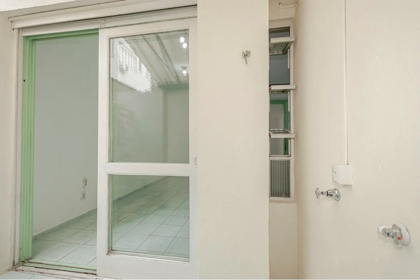 MDBDT 241 Apto 612521075-9 - REMAX Place Exclusividades MDBDT 241 Apto 612521075-9 - REMAX Place Exclusividades