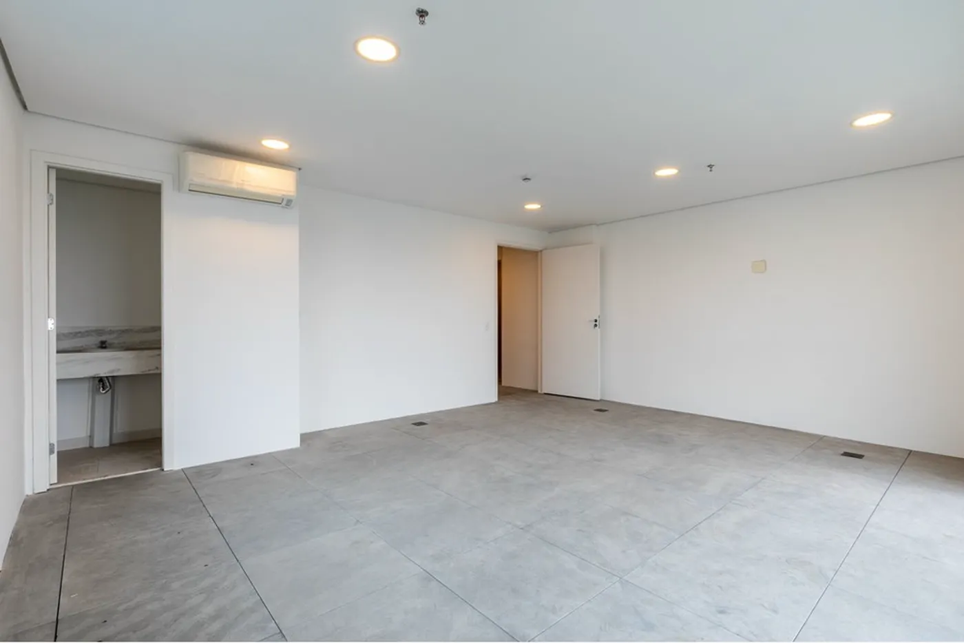 SANDJ 72 Sala 601971032-108 - REMAX Empire Exclusividades SANDJ 72 Sala 601971032-108 - REMAX Empire Exclusividades