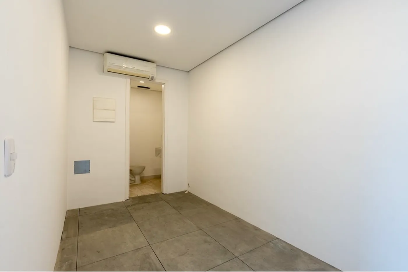 SANDJ 72 Sala 601971032-108 - REMAX Empire Exclusividades SANDJ 72 Sala 601971032-108 - REMAX Empire Exclusividades