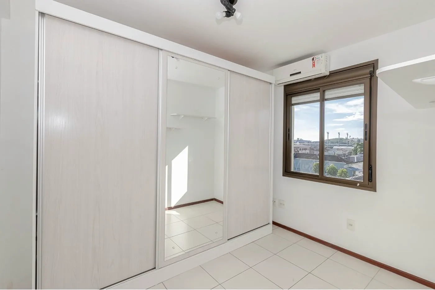 MDCB 1114 Apto 612481066-248 - REMAX Andar de Cima Exclusividades