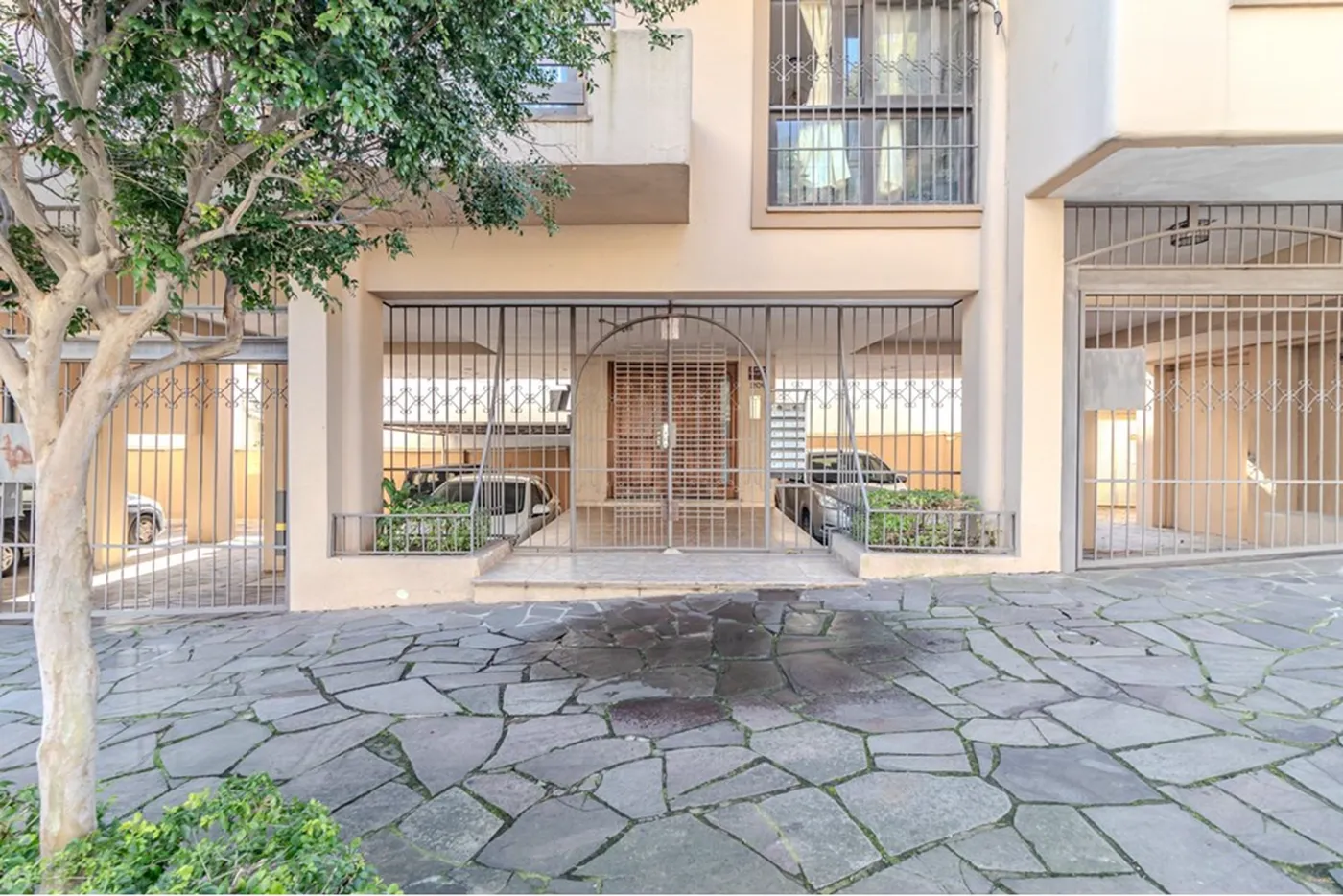 CI 200 Apto 612481075-21 - REMAX Andar de Cima Exclusividades