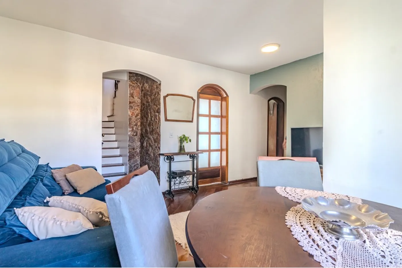 CI 200 Apto 612481075-21 - REMAX Andar de Cima Exclusividades