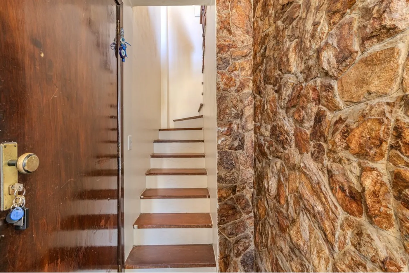CI 200 Apto 612481075-21 - REMAX Andar de Cima Exclusividades