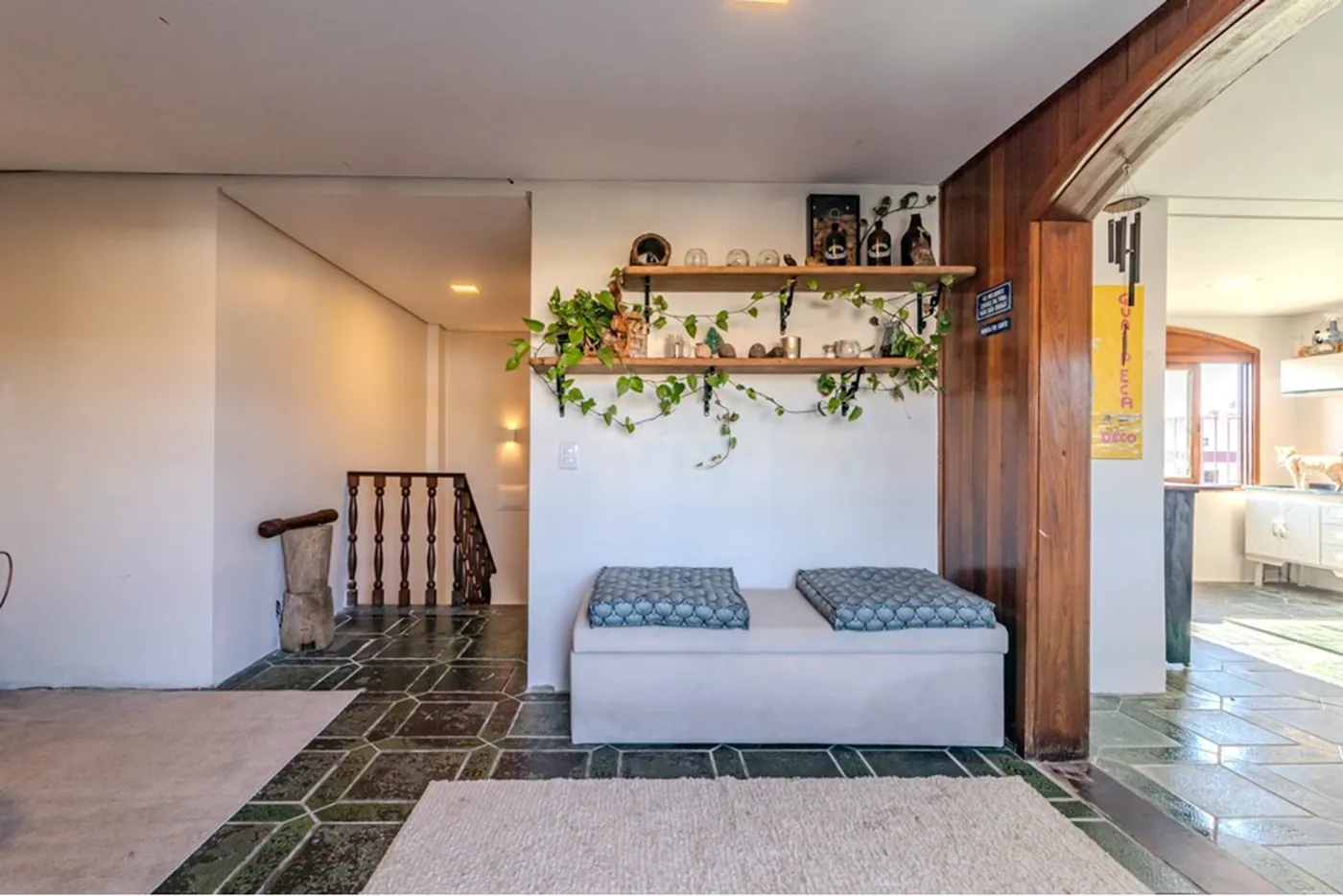 CI 200 Apto 612481075-21 - REMAX Andar de Cima Exclusividades