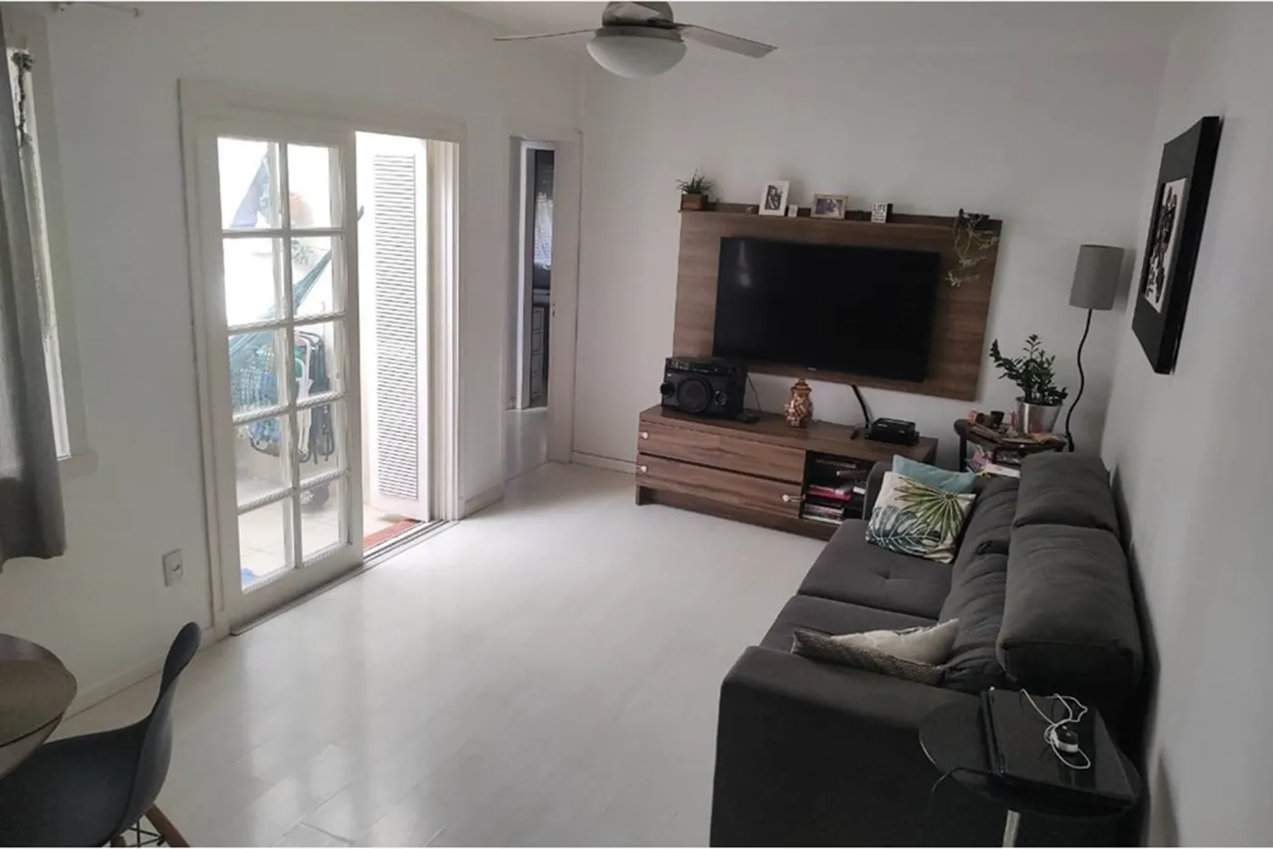 HFDA 690 Apto 612521014-73 - REMAX Place Exclusividades HFDA 690 Apto 612521014-73 - REMAX Place Exclusividades