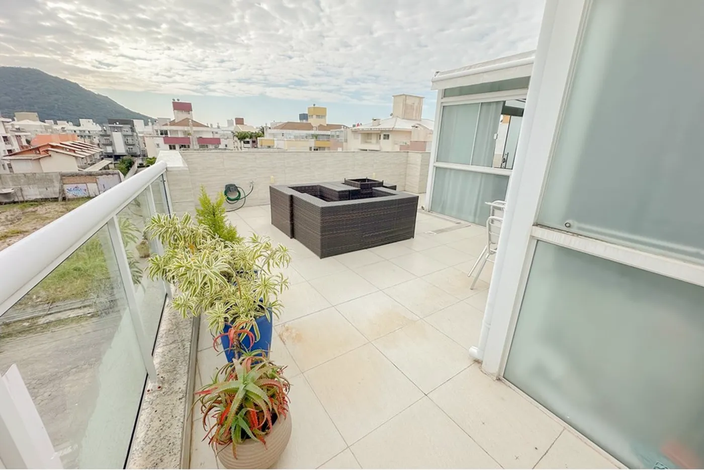 IB 457 Apto 590441010-67 - REMAX Dream On II Exclusividades IB 457 Apto 590441010-67 - REMAX Dream On II Exclusividades