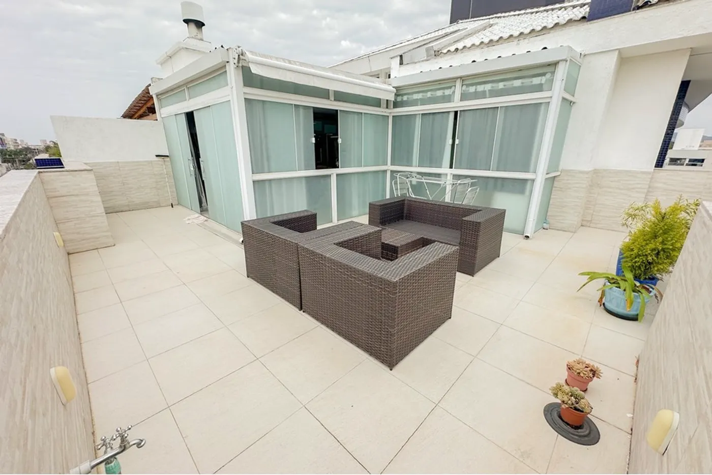 IB 457 Apto 590441010-67 - REMAX Dream On II Exclusividades IB 457 Apto 590441010-67 - REMAX Dream On II Exclusividades