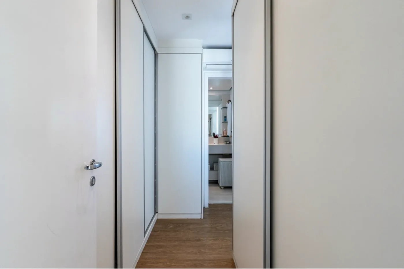 VCEB 520 Apto 601241006-48 - REMAX Ville Exclusividades